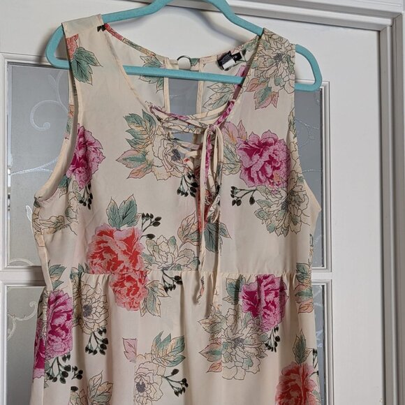 torrid Tops - Torrid floral Sleeveless Blouse, corset neck.